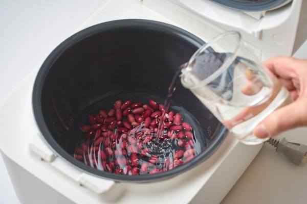 豆を炊飯器のおかゆモードでゆでる2