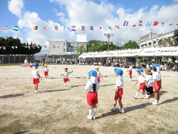 豆エイトの曲で入場行進をした運動会