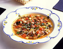 虎豆と夏野菜の冷たいパスタスープ